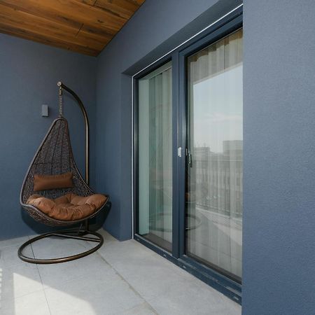 The Forest - Luxe Central Apt With Free Secured Parking Braşov Exteriör bild